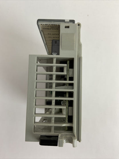 ALLEN BRADLEY 1769-OB16 SER B F/W REV 3.1 DIR/VER 95320752/02 16PT 20.4-26.4VDC