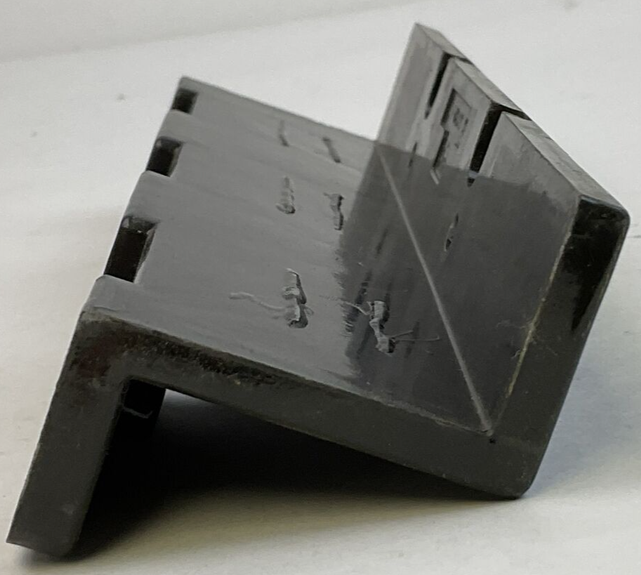GE 455C182 CIRCUIT BREAKER ACCESSORY