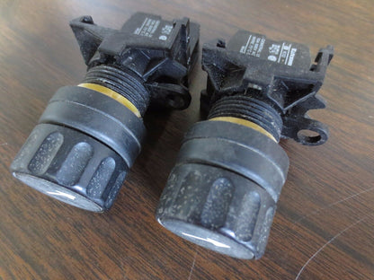 KLOCKNER-MOELLER 2-POSITION SELECTOR SWITCH w/ K10 CONTACT BLOCK