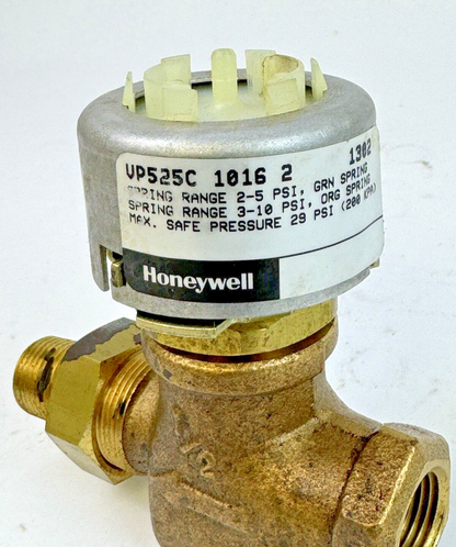 HONEYWELL - VP525C1016 2 - 1/2" NPT MALE UNION TWO-WAY UNITARY VALVE (2 Cv)