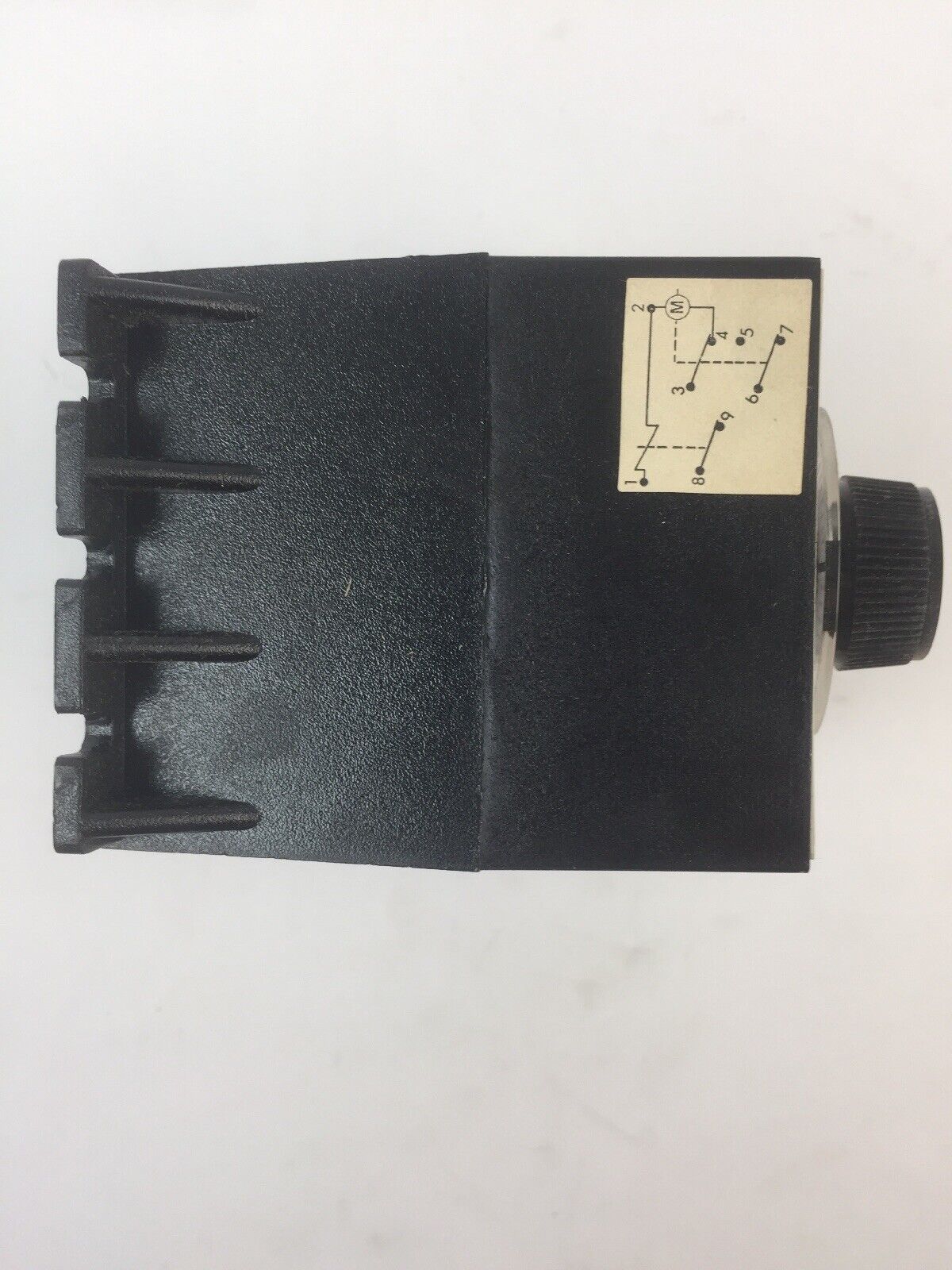 GW EAGLE SIGNAL BR110A601 TIMER 120V 50/60HZ 10A 125-250VAC 1/3HP 1/4A 250VDC