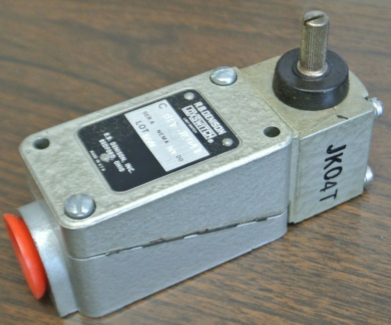 GOULD / R.B. DENISON C3BT-JK04T LIMIT SWITCH / NEW SURPLUS