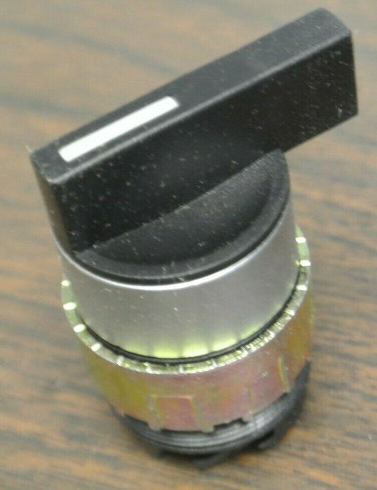 GENERAL ELECTRIC CR304ASM34B / 3-POSITION SELECTOR SWITCH OPERATOR / NEW SURPLUS