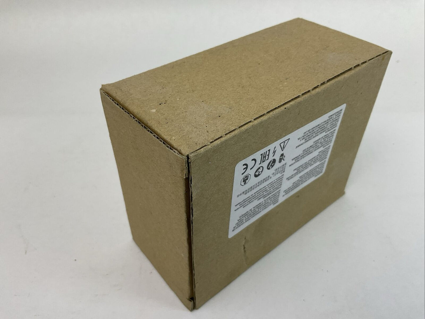 SIEMENS 3RT2024-1BB40 CONTACTOR AC-3 12A 400V 5,5kW 1NO 1NC COIL 24VDC