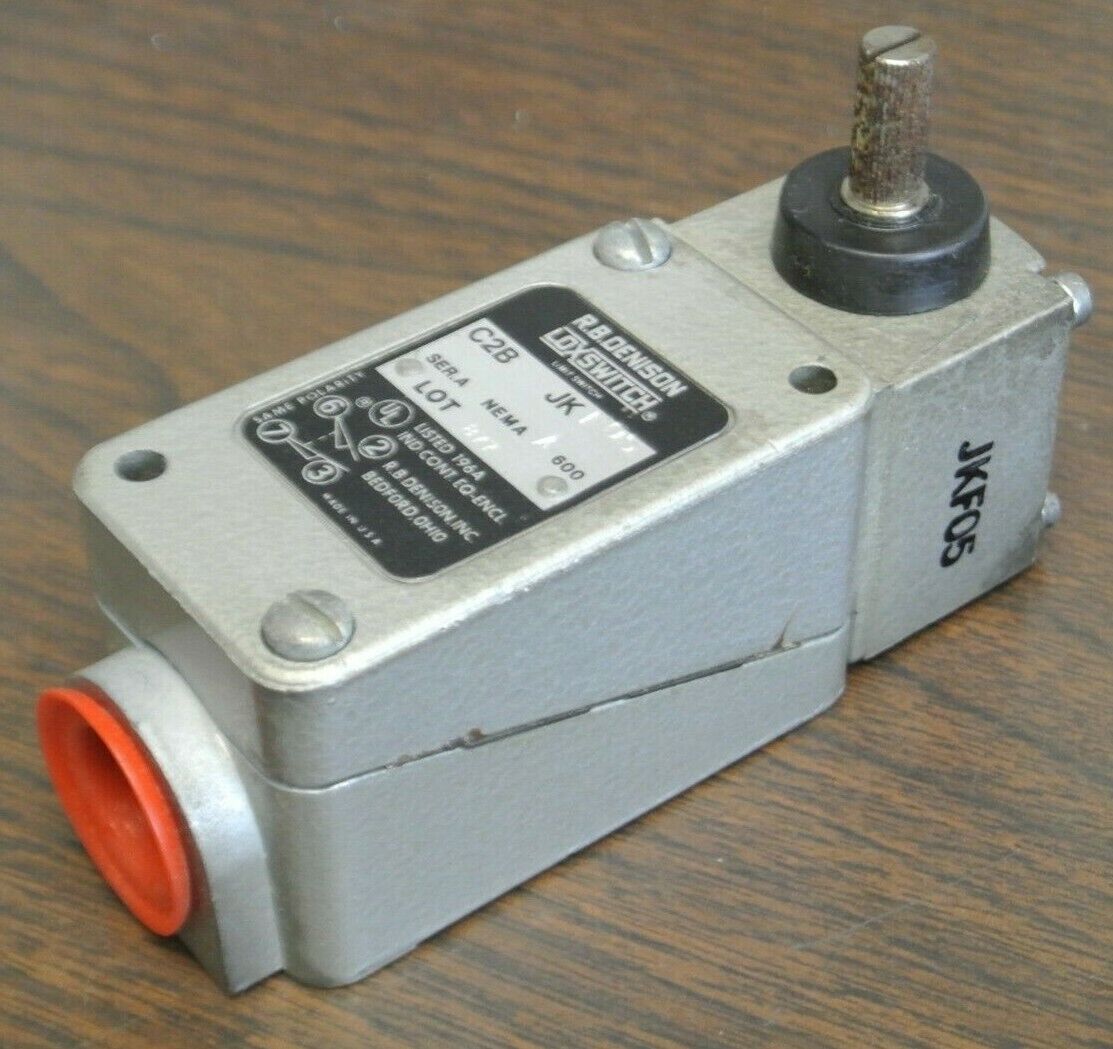 R.B. DENISON C2B-JKF05 LoxSwitch LIMIT SWITCH / 600VAC MAX / NEW SURPLUS