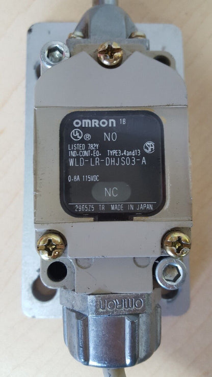 OMRON WLD-LR-DHJS03-A LIMIT SWITCH RND PIN PLUNGER 115VDC, NEW