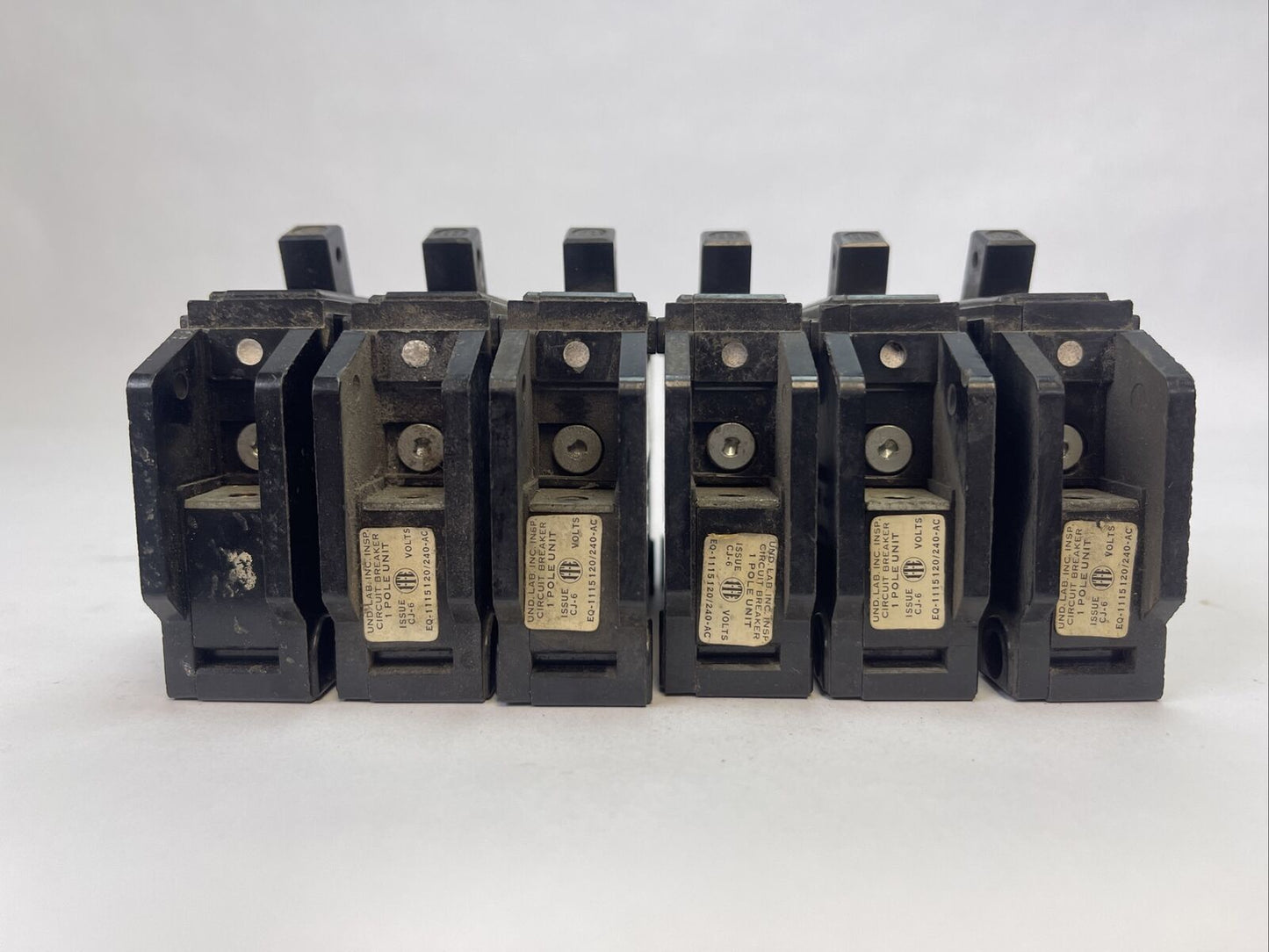 ITE EQ1115 CIRCUIT BREAKER 120/240VAC 15AMP 1POLE (LOT OF 6)