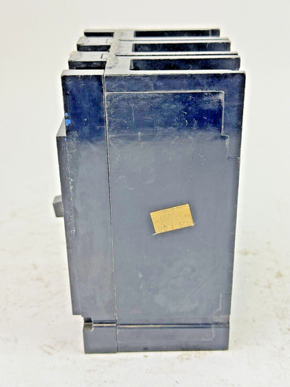 CUTLER-HAMMER/ EATON - EHC3015 - CIRCUIT BREAKER -3 POLE/15 A/480 VAC