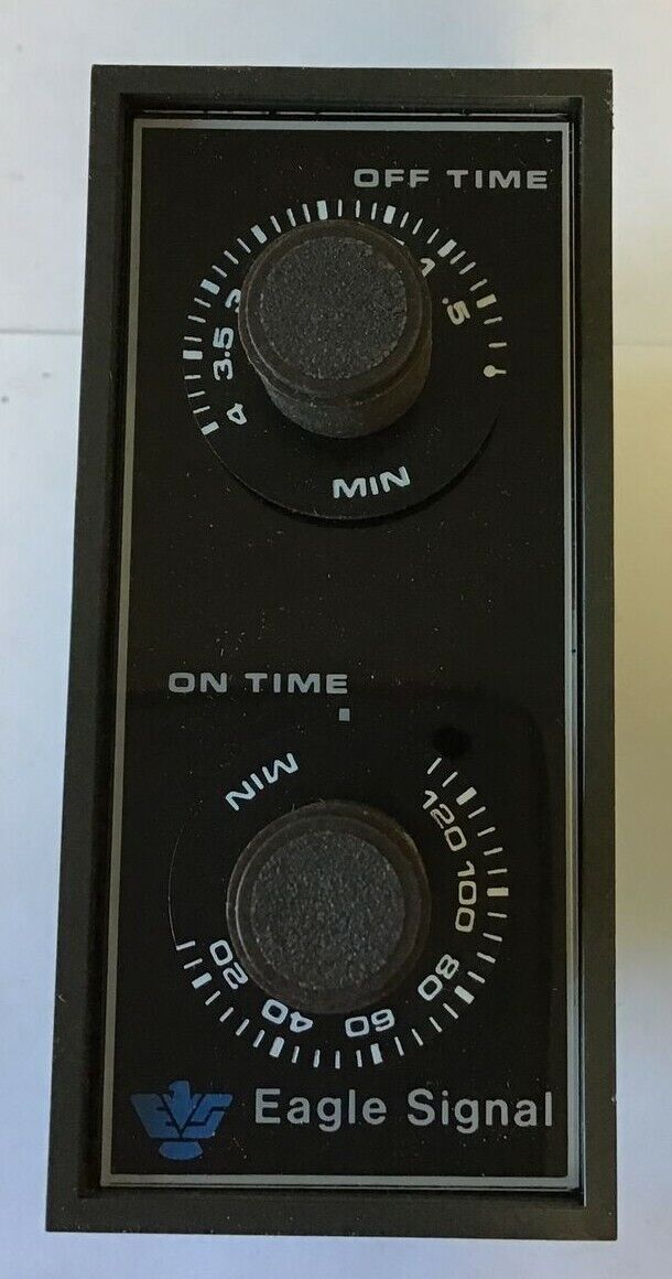 EAGLE SIGNAL DA1621A3 MINFLEX 120V 50/60HZ 10A REPEAT CYCLE TIMER