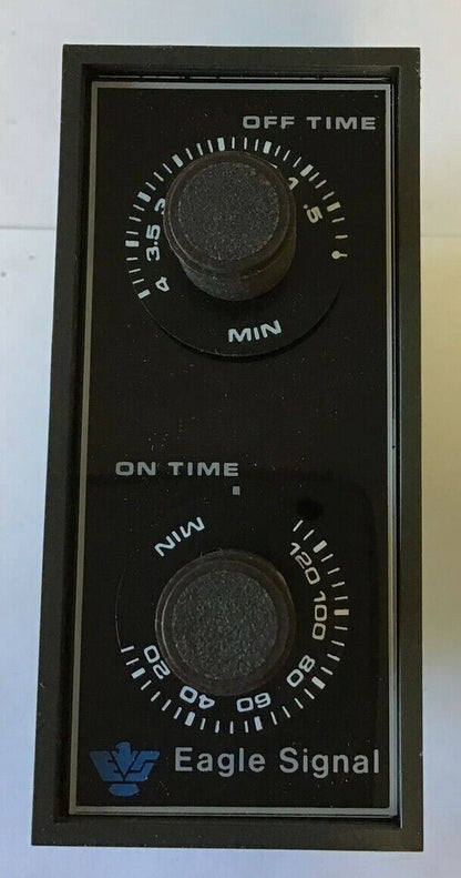 EAGLE SIGNAL DA1621A3 MINFLEX 120V 50/60HZ 10A REPEAT CYCLE TIMER