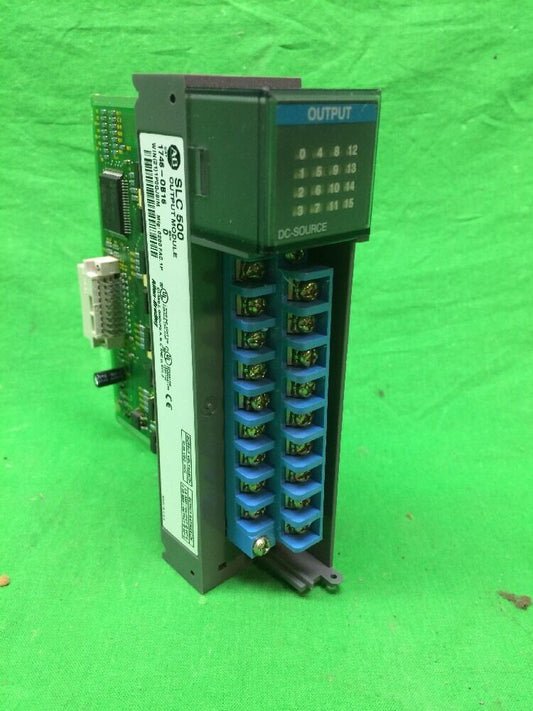 ALLEN-BRADLEY 1746-OB16 SER. D OUTPUT MODULE