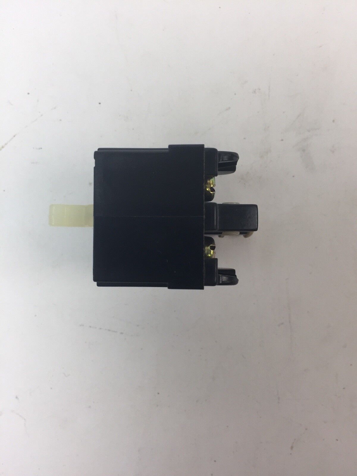 ALLEN BRADLEY 1495-G1 AUXILIARY CONTACT BLOCK N.C. CONTACT SIZE 1 & 2 SERIES L