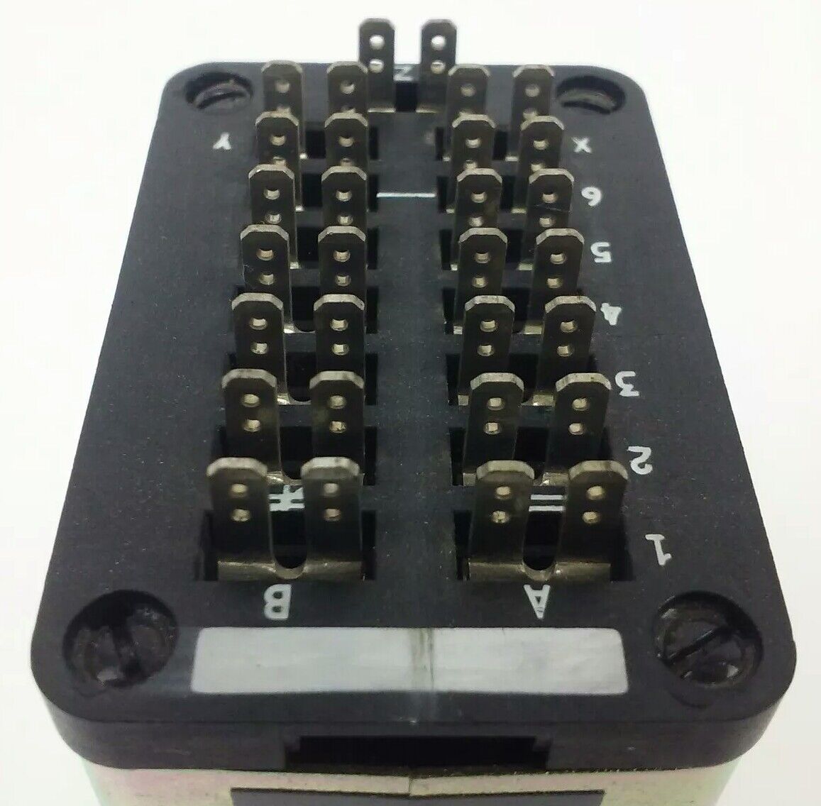 ALLEN BRADLEY 1617L-T11S24 SER. A,DRY REED COUNTER UNIT MAGNETICALLY LATCHED 24V