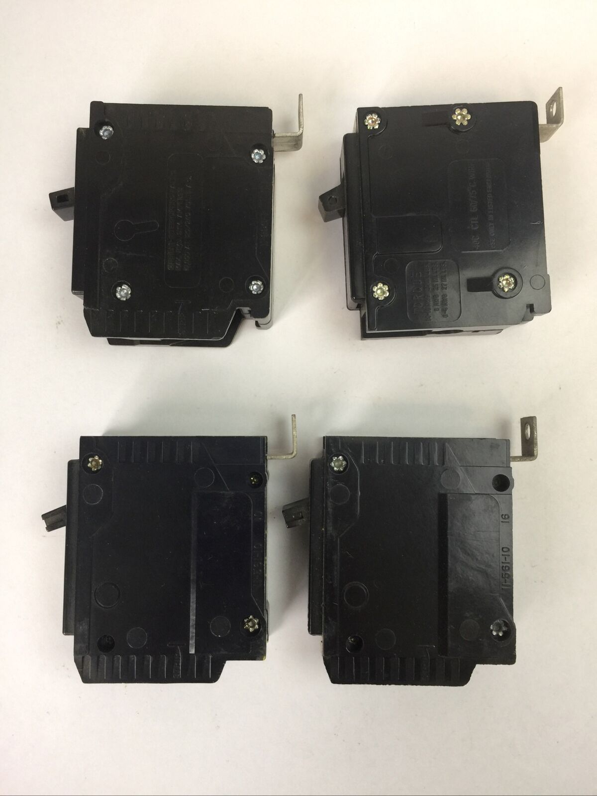 CHALLENGER/SYLVANIA BQ1C015 CIRCUIT BREAKER 1POLE 15AMP 120/240VAC (LOT OF 4)