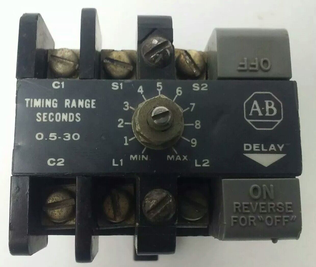 ALLEN BRADLEY 852S-NSB SER.F SOLID STATE TIMER, 0.5-30 SECONDS TIME DELAY RANGE