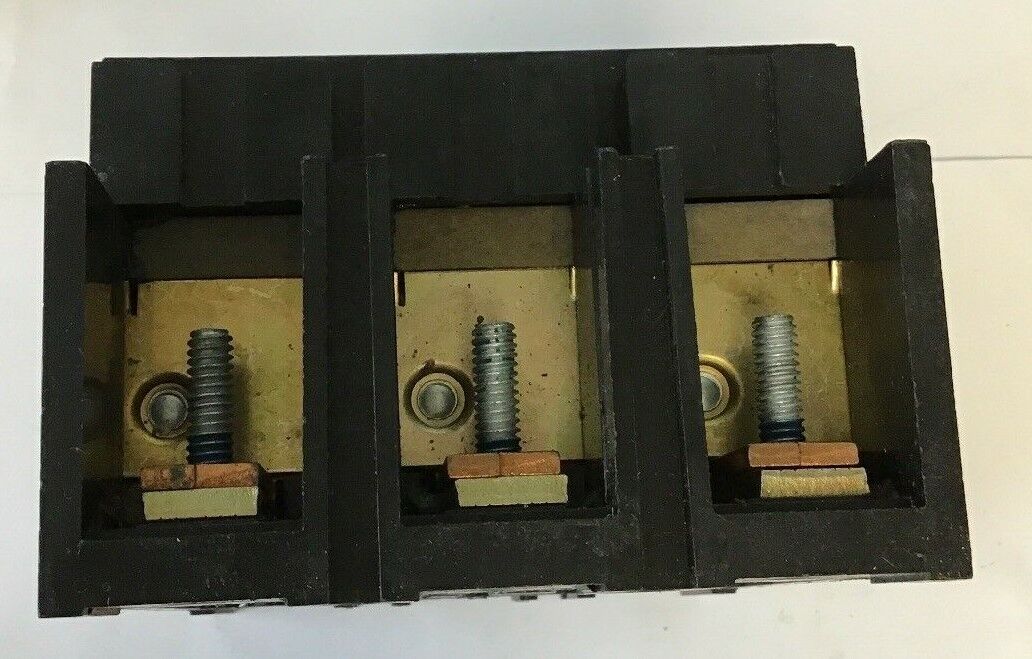 SQUARE D Q2MT 225AMP 240VAC 3POLE CIRCUIT BREAKER