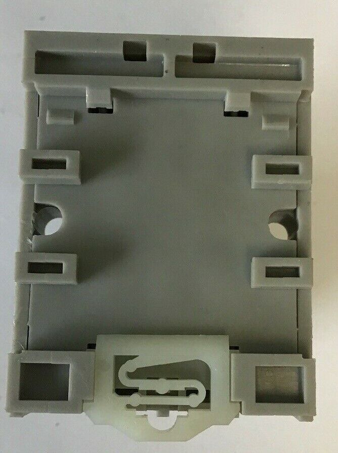 ALLEN BRADLEY 700-HAX2Z24  RELAY 24VDC 250VAC 6A W/ 700-HN125 BASE ***LOTOF4***