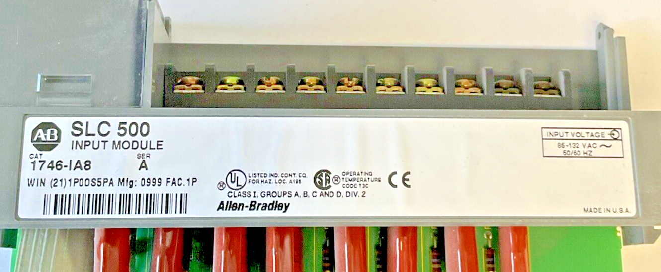 ALLEN BRADLEY 1746-IA8 INPUT MODULE SER.A 132VAC 50/60HZ