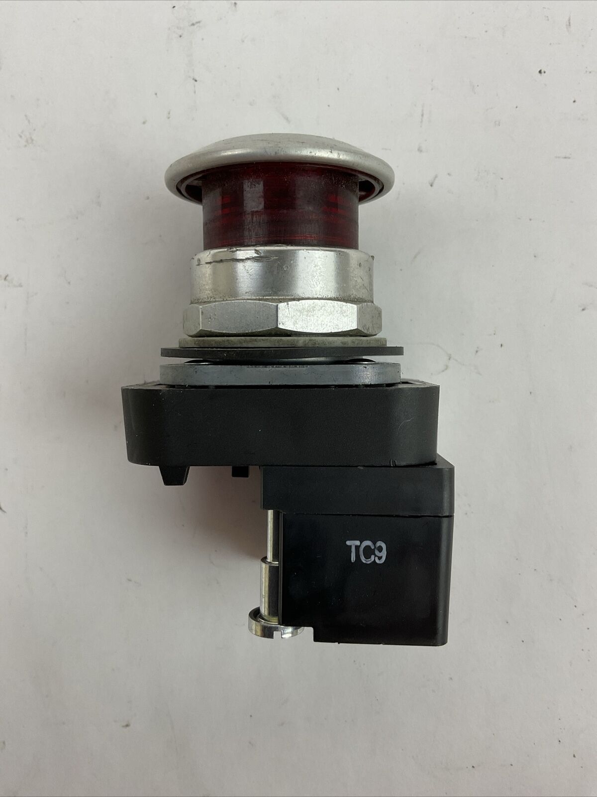 ALLEN BRADLEY 800T-FXQH2RA1 PUSH BUTTON INPUT 12...130V SER U 800T-N374 SER A