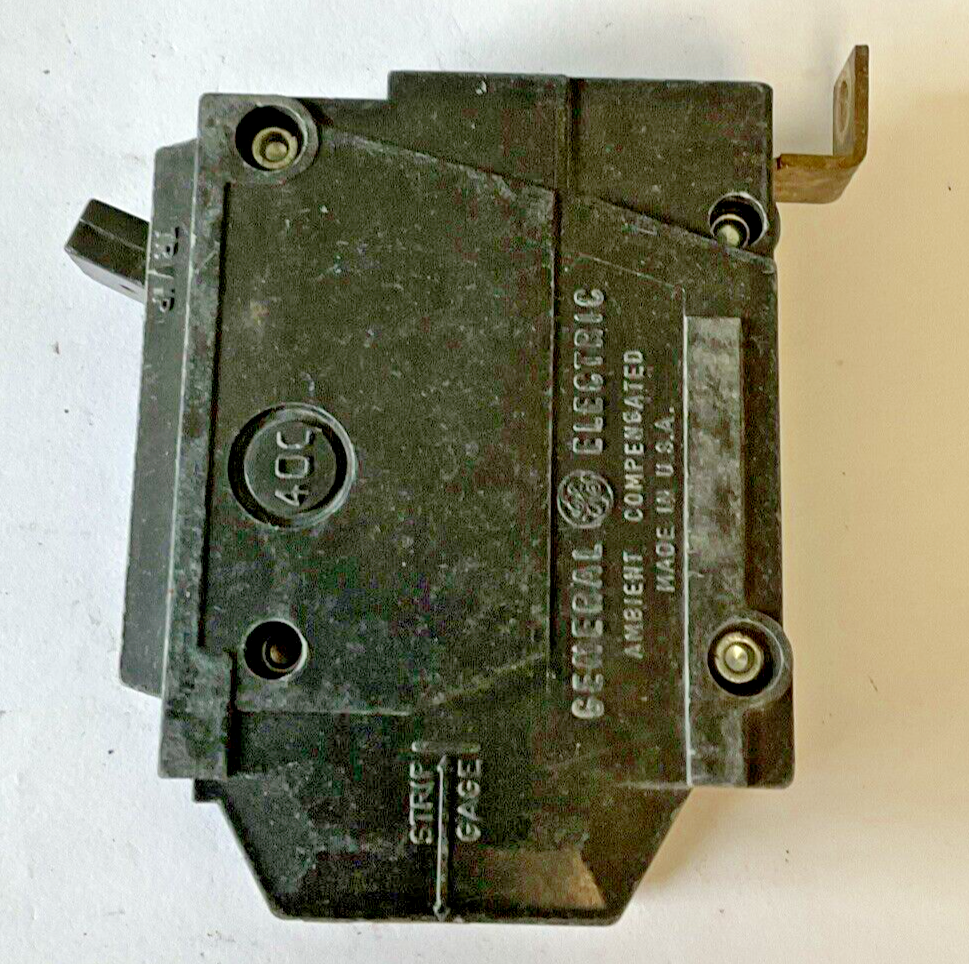 GENERAL ELECTRIC THQB1120 CIRCUIT BREAKER 20A 120/240VAC 1POLE THQB***LOTOF4***