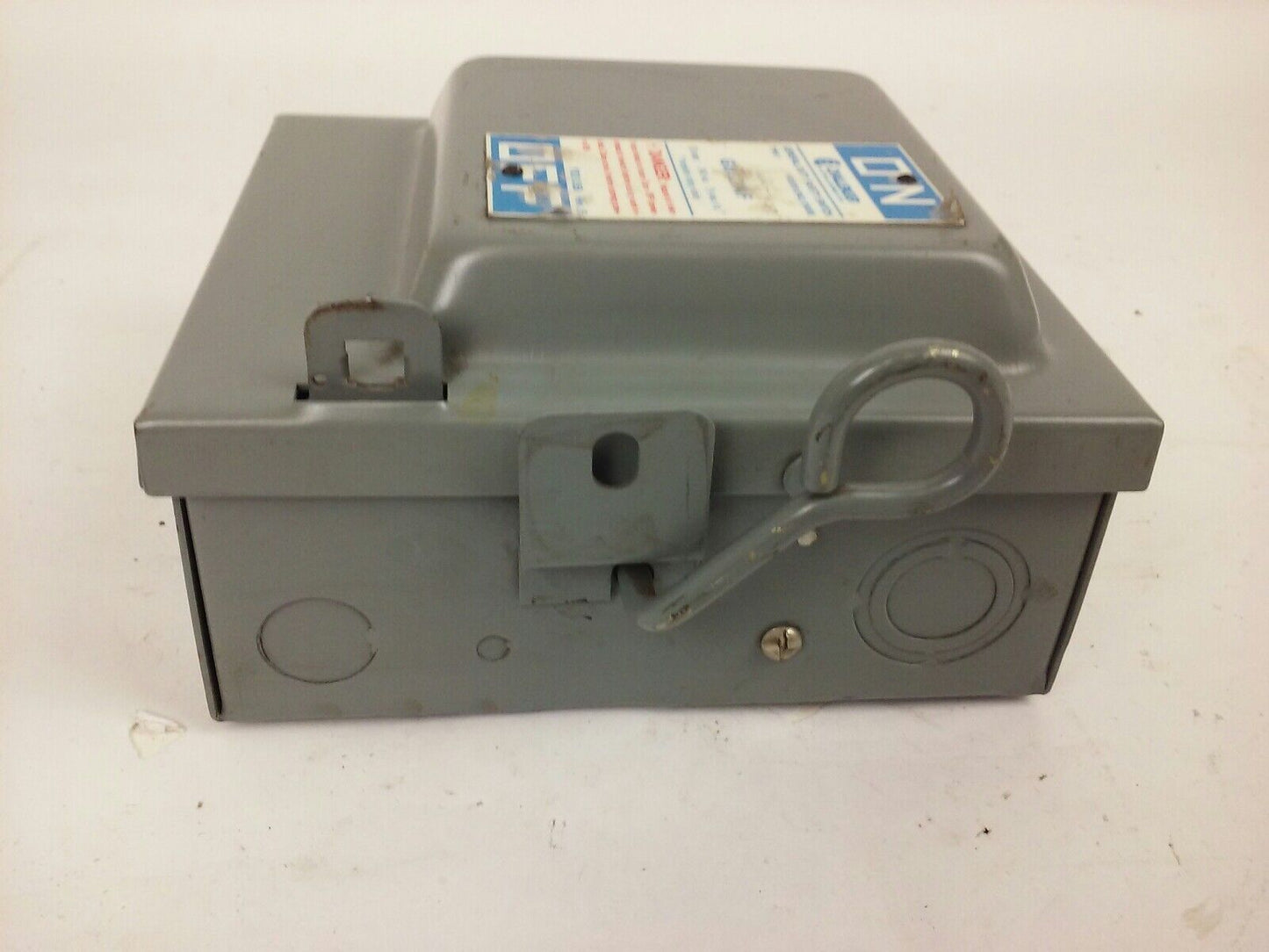 CHALLENGER GD321NF, 30A, 240V, 7 1/2 MAX H.P., TYPE 1 INDOOR, SAFETY SWITCH, NEW