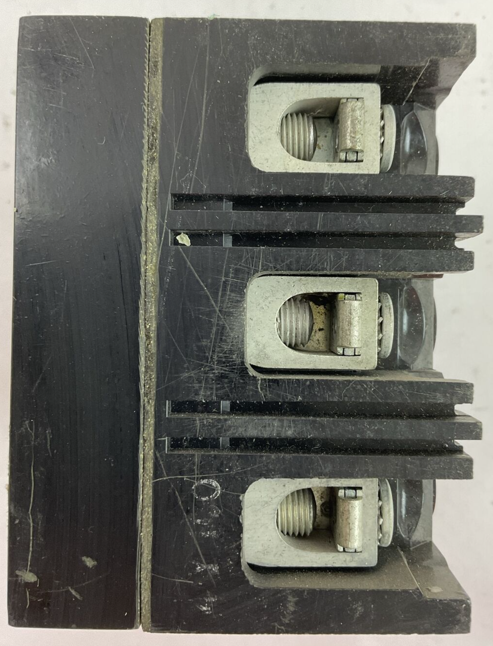 GE TED134Y100 MOLDED CASE SWITCH 100AMP 480VAC 3POLE