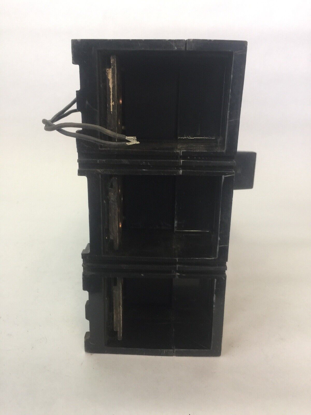 SQUARE D MAL369001021 CIRCUIT BREAKER 600VAC 3POLE 900AMPS