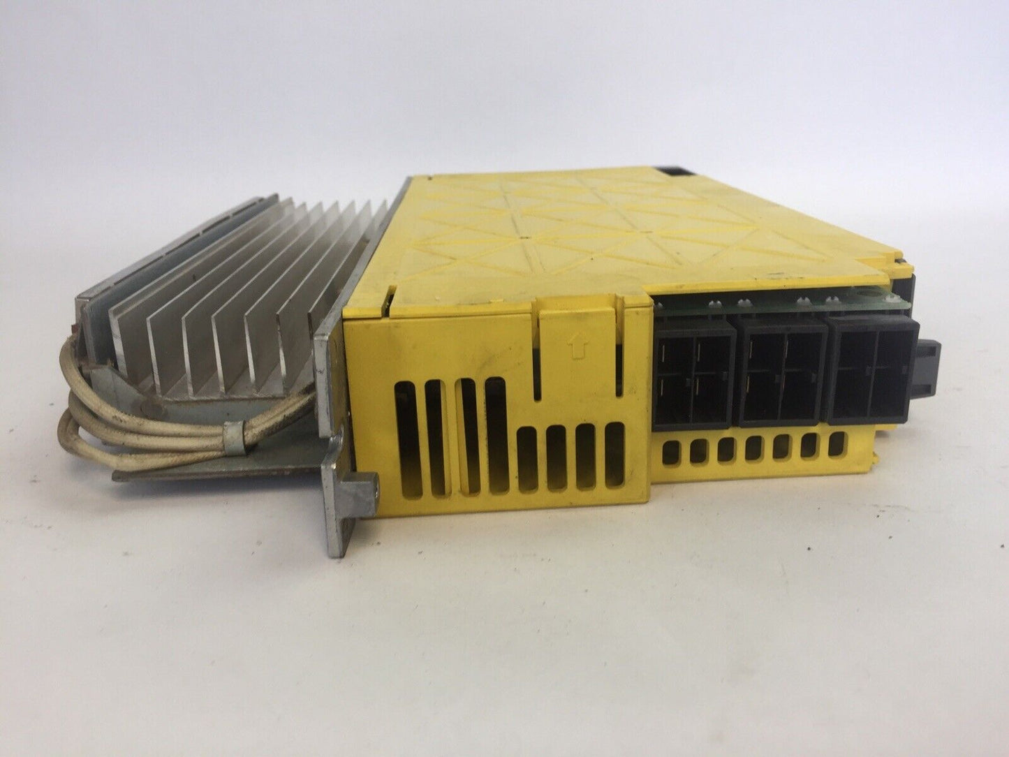 FANUC A06B-6130-H004 SERVO AMPLIFIER MODULE OUTPUT 240V 18.5A INPUT 200-240V 19A
