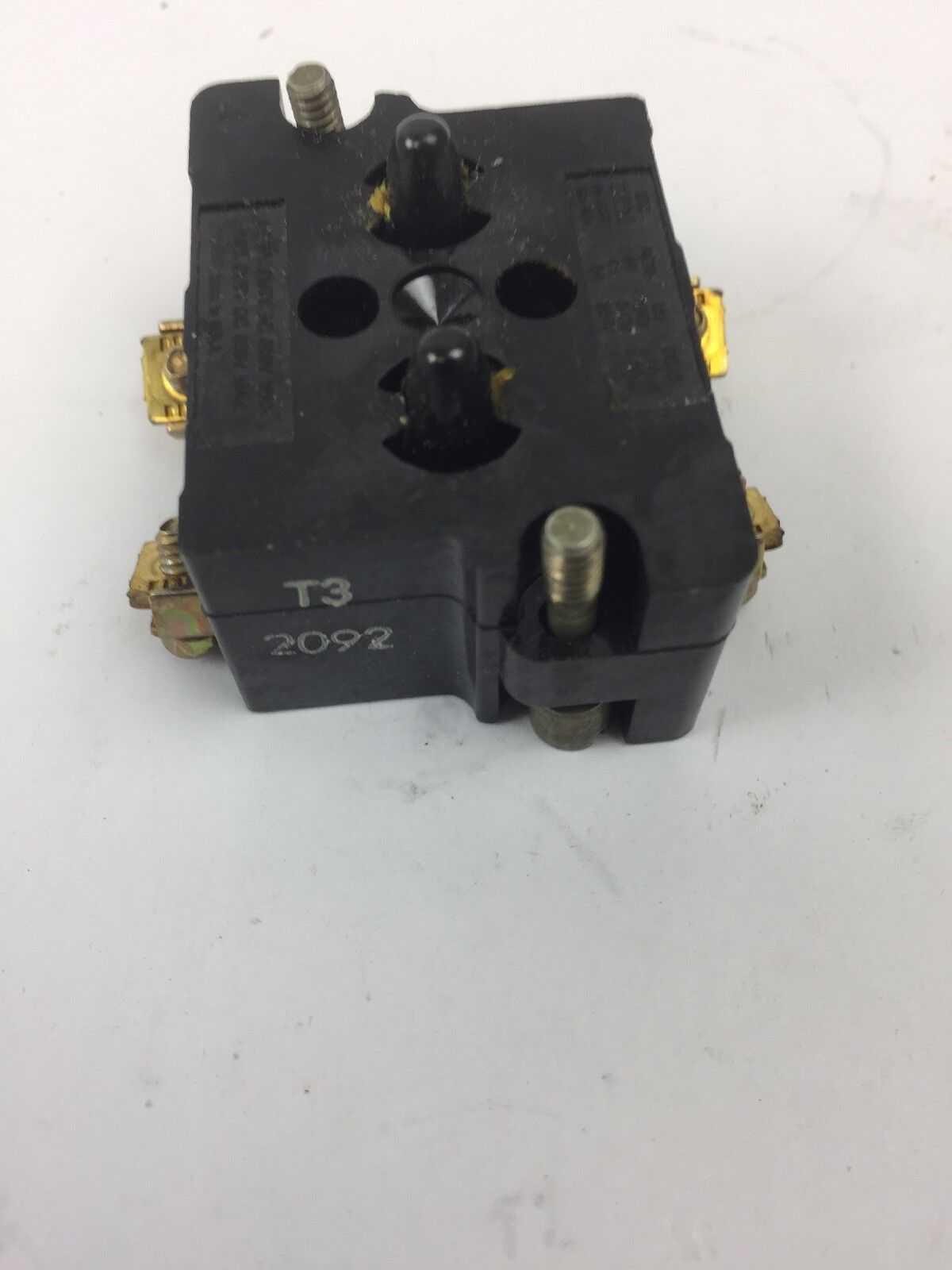 CUTLER HAMMER 10250T/91000T CONTACT BLOCK 2 N.C. 600 VOLT
