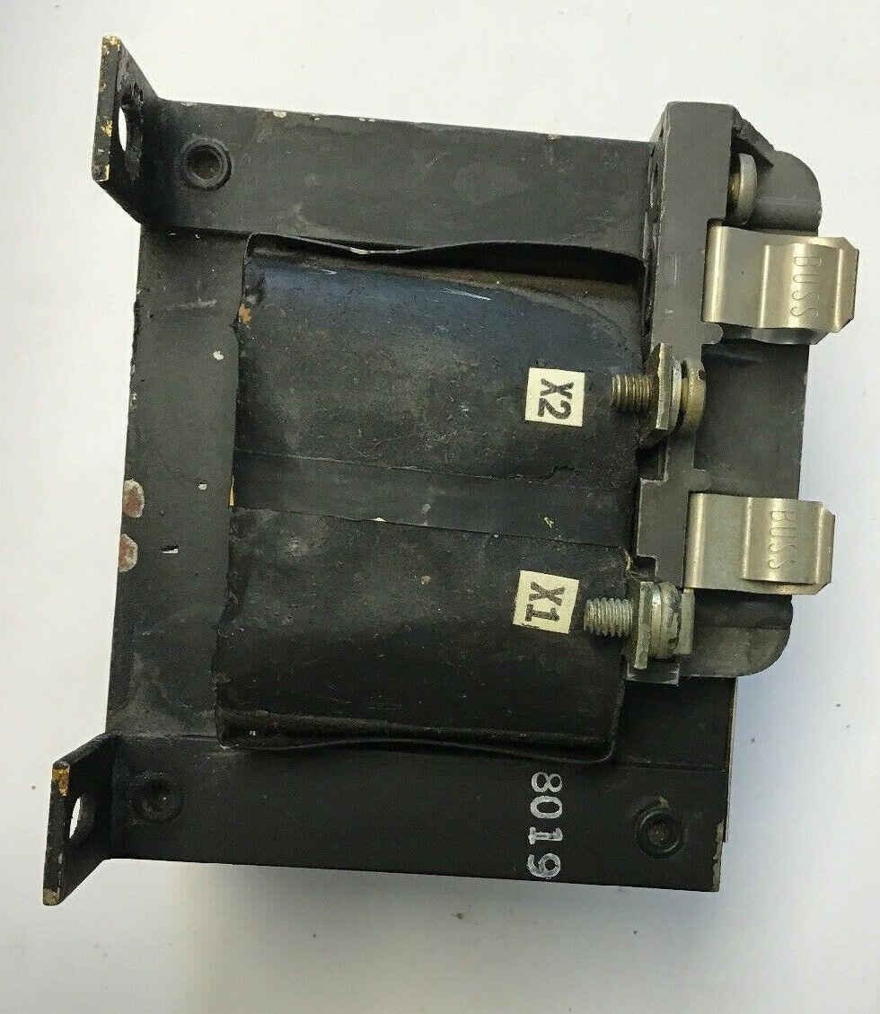 ALLEN BRADLEY 1497 N27 SER.A PRIM.240/480V  TYPE M  60HZ 0.05KVA TRANSFORMER