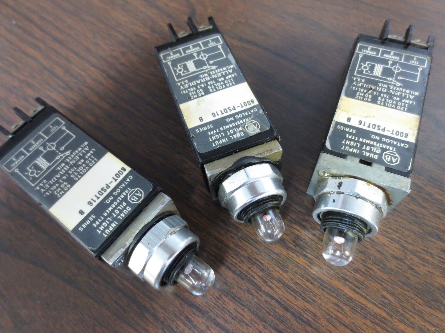 ALLEN-BRADLEY 800T-PSDT16 Ser. B PILOT LIGHT - LOT of 3 - NO COLORED LENS