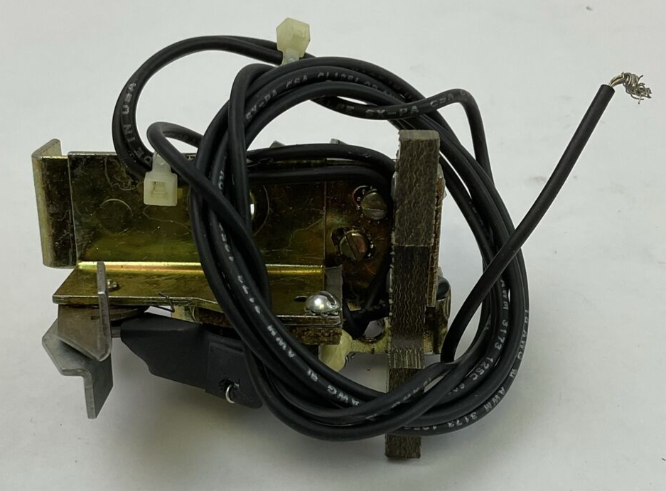 GE SHUNT TRIP 24VDC FOR TKM3F 1200AMP CAT NO: ???