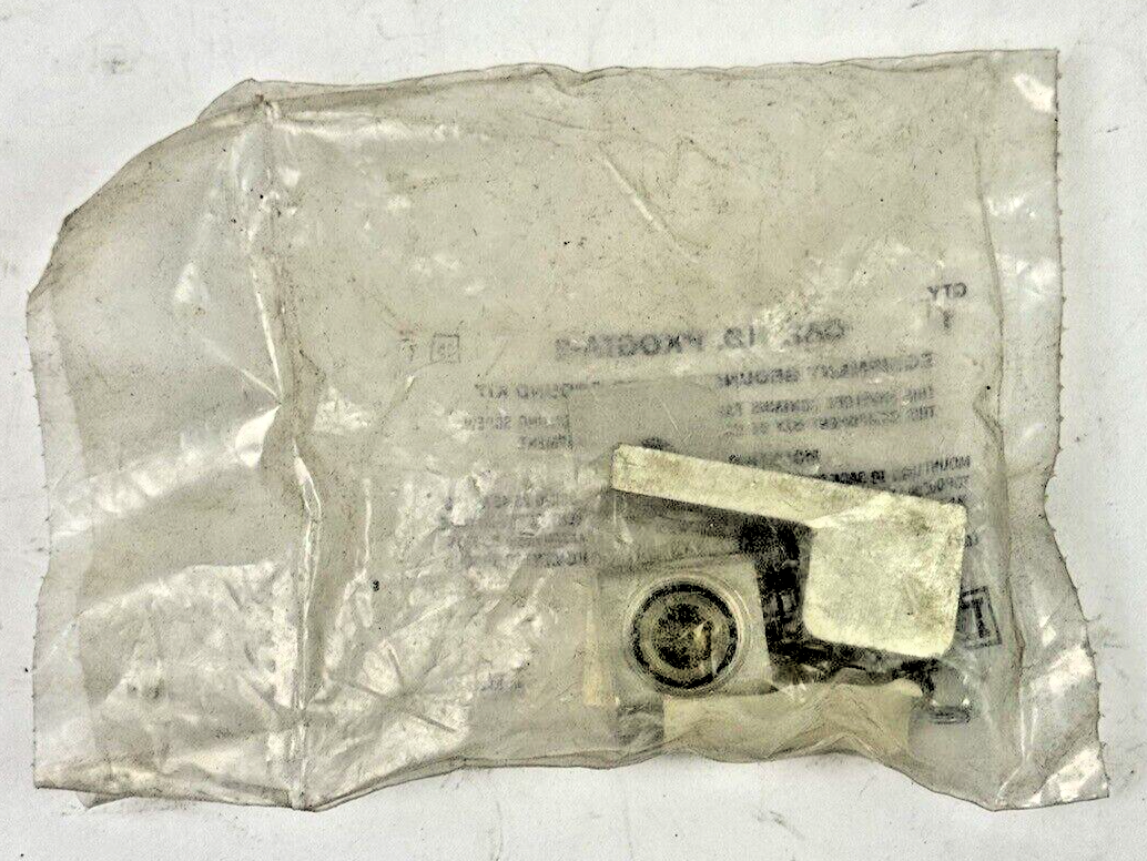 SQUARE D - PKOGTA-2 - GROUND LUG KIT - NEW OLD STOCK - SERVICE GROUND KIT