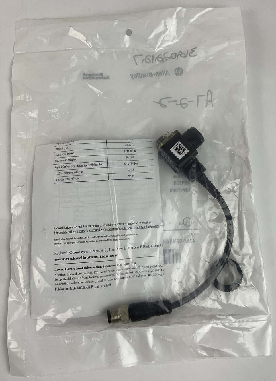 ALLEN BRADLEY 42EF-D2MNAK-F4 DIFFUSE SENSOR 0.5M (1.6FT) 10.8-30VDC REV 1.100