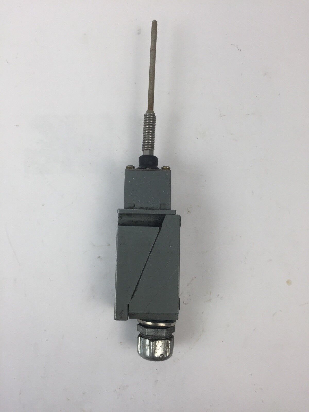 ALLEN BRADLEY OILTIGHT LIMIT SWITCH ENCLOSURE TYPE 4 & 13