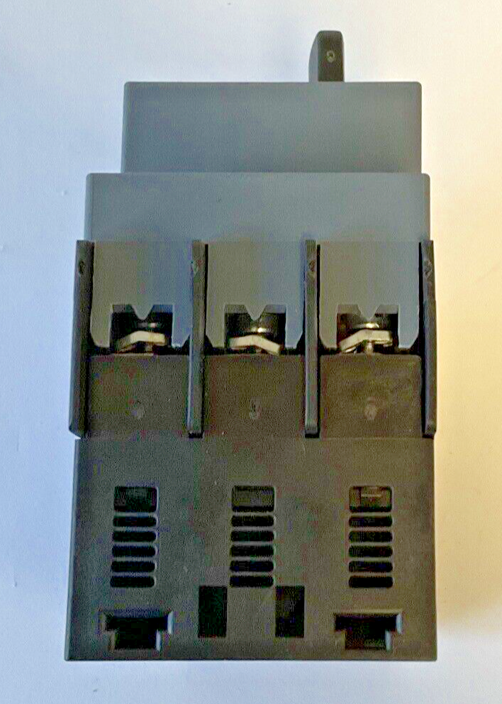 SIEMENS 3RV2011-1GA10 CONTACTOR 82A CLASS10 CAT.A 50/60HZ ***LOTOF2***