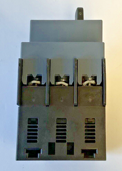 SIEMENS 3RV2011-1GA10 CONTACTOR 82A CLASS10 CAT.A 50/60HZ ***LOTOF2***