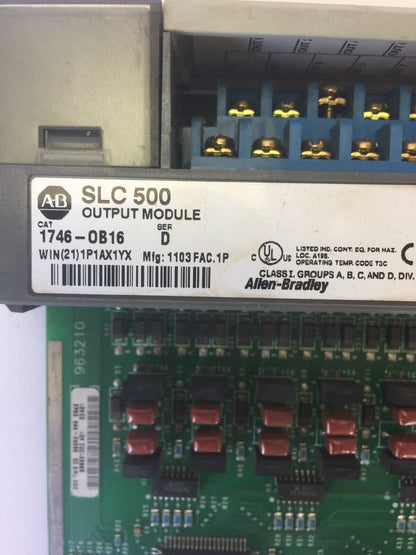 ALLEN BRADLEY 1746-OB16 OUTPUT MODULE SER D 10-50VDC