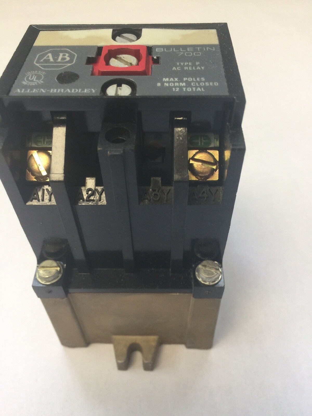 ALLEN BRADLEY 700-P200A1 AC RELAY 115-120V 60HZ 110V 50HZ SER A 2 POLE 2 N.O.