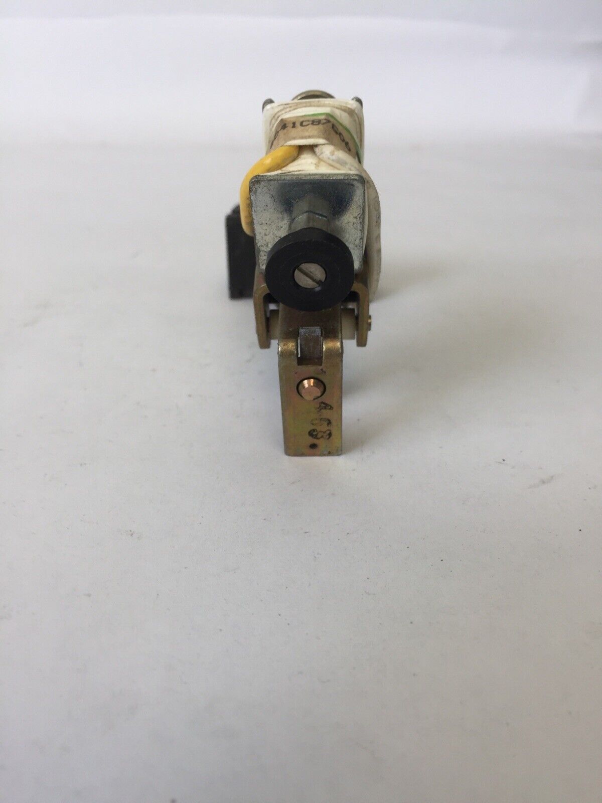 CUTLER HAMMER WESTINGHOUSE 6641C87G06 SHUNT TRIP SNT2T11K