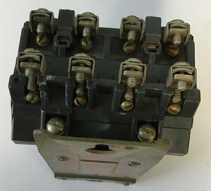 ALLEN BRADLEY 702-A0D93 OVERLOAD RELAY SER.K 575V 5HP W/70A86 120V/60HZ COIL