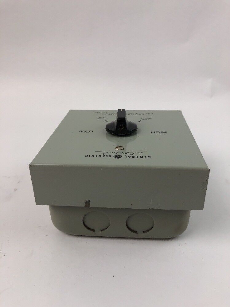 GE CR 101H & Y ENCLOSED 2 SPEED FRATIONAL HP MANUAL MOTOT STARTER W/OVERLOAD PRO