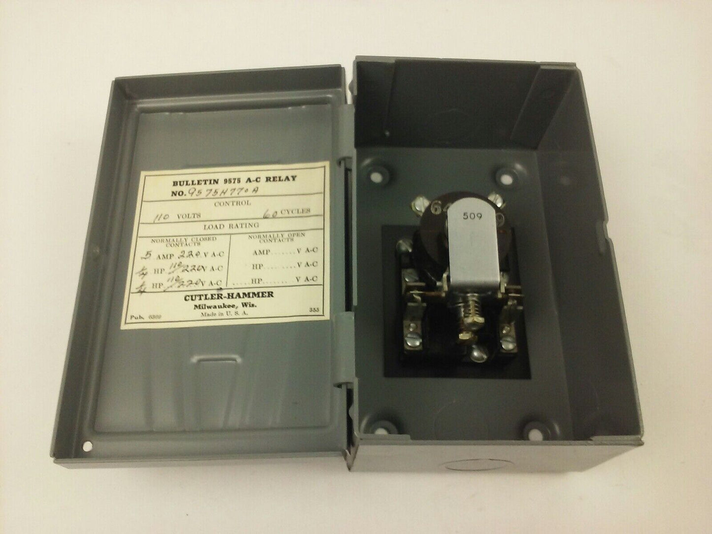 CUTLER HAMMER, 9575H770A, 509- A.C. RELAY, NEMA 1, 110V, 60 HZ, 1/4 H.P., NEW