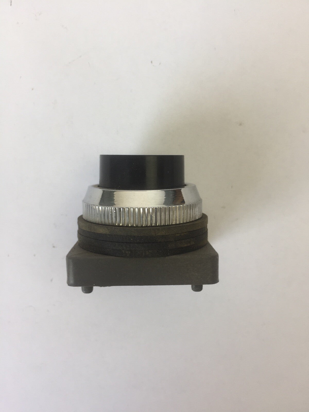 ITE H32BE1 OIL TIGHT PUSH BUTTON (LOT OF 3)