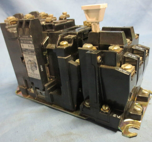ALLEN-BRADLEY 509-AOD STARTER Ser B w/ NO HEATERS, CB236 COIL, 595-A AUX CONT