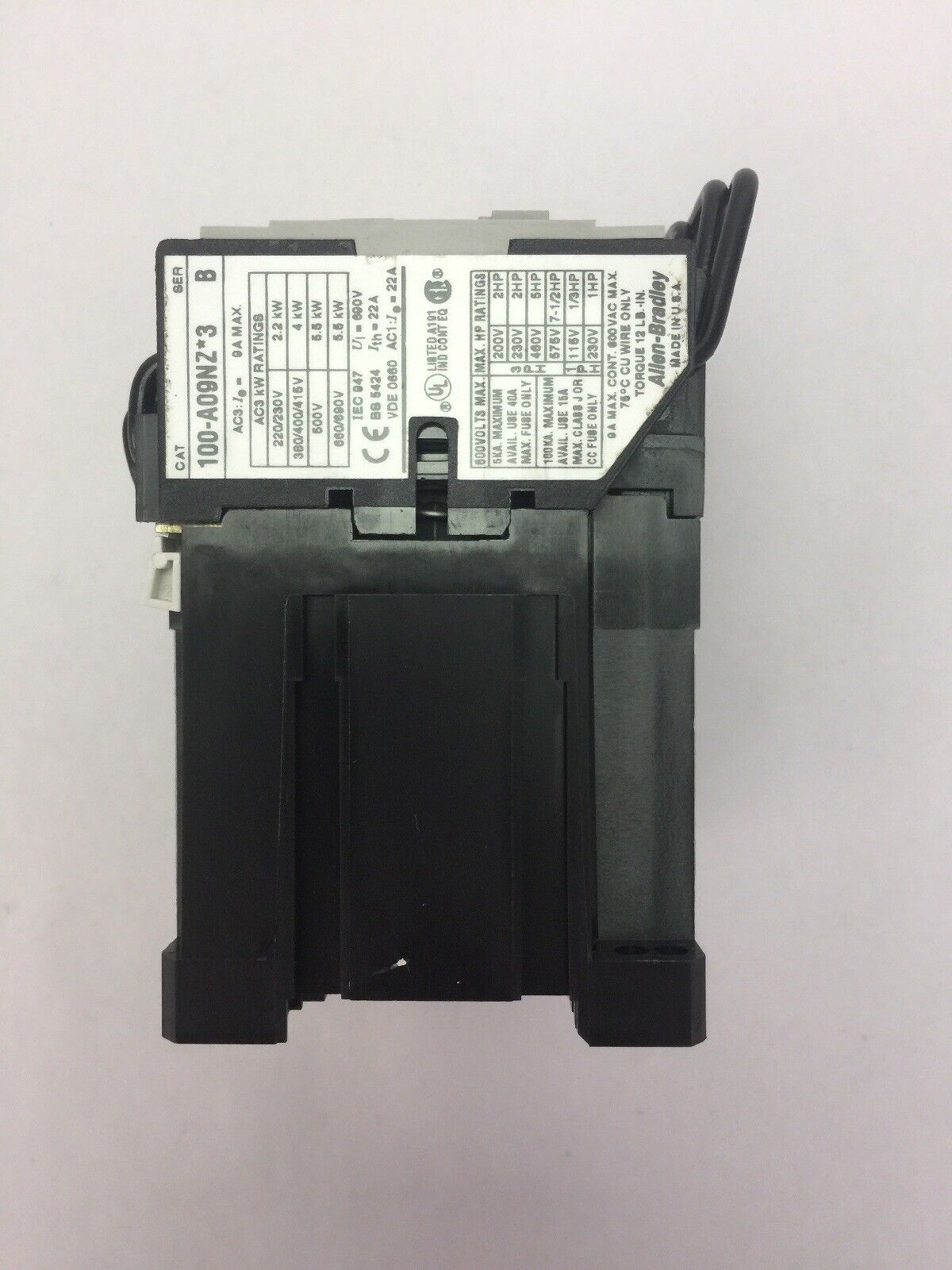 ALLEN BRADLEY 104-A09NZ243 REVERSING CONTACTOR SER A 600VAC 9A 5HP COIL 24VDC