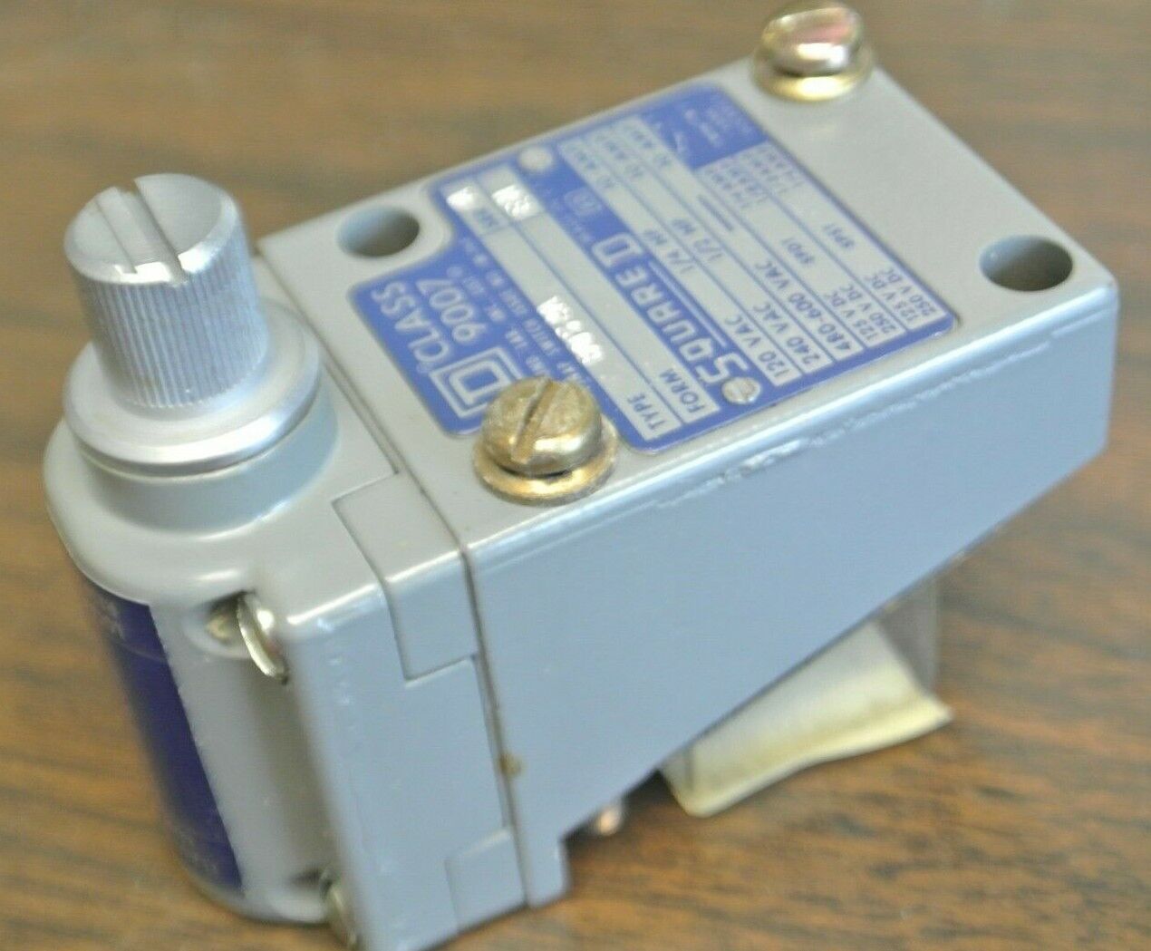 SQUARE D 9007 BO52A Ser. A / HEAVY DUTY LIMIT SWITCH / NEW SURPLUS in BOX