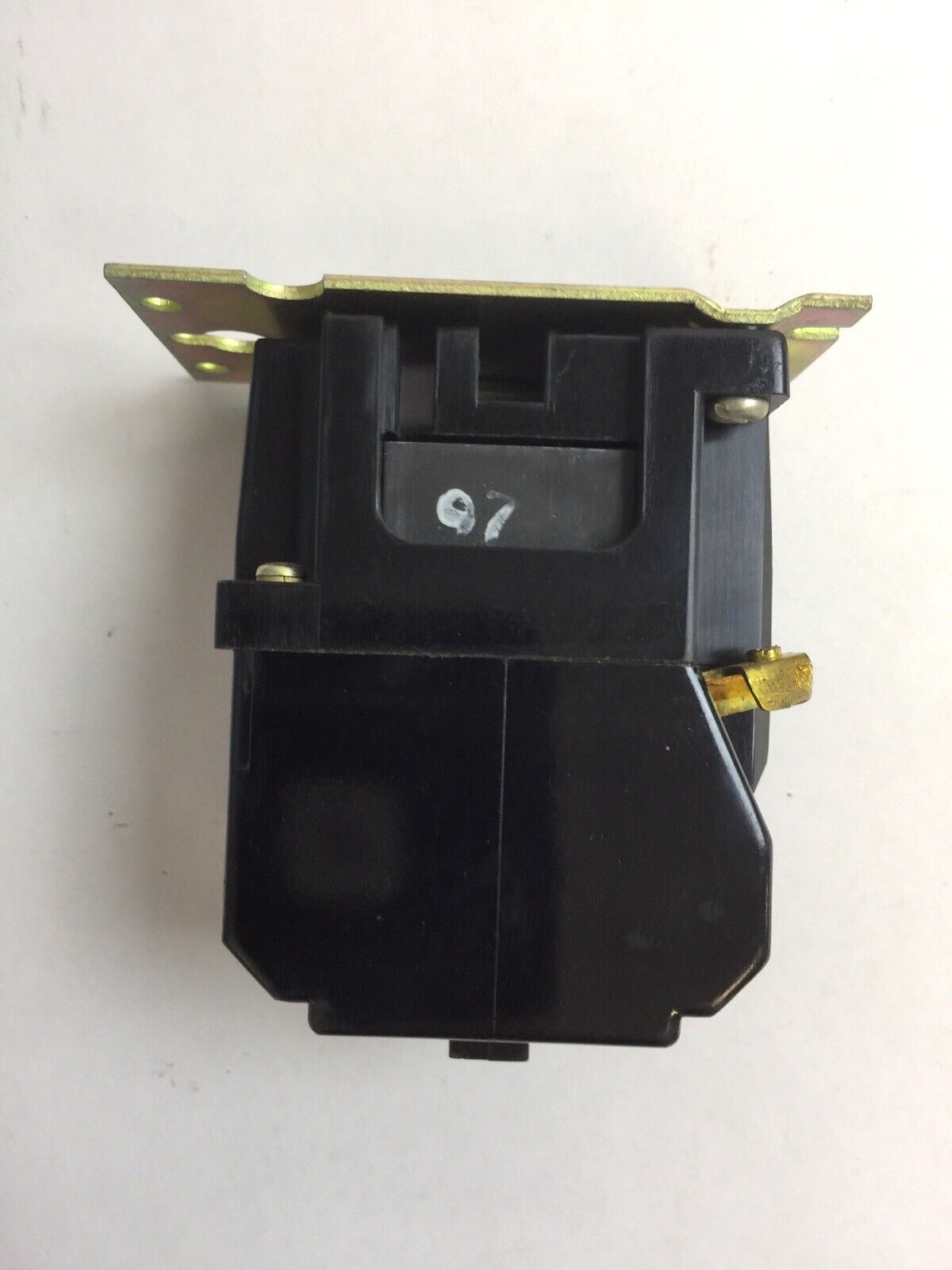 WESTINGHOUSE BFE11F CONTROL RELAY 300VAC 10A 766A159G09 COIL 120V 60C 178C603G01