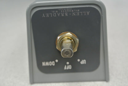 ALLEN-BRADLEY 806-984393 ROTARY PILOT SWITCH, BALL LEVER / NEW SURPLUS