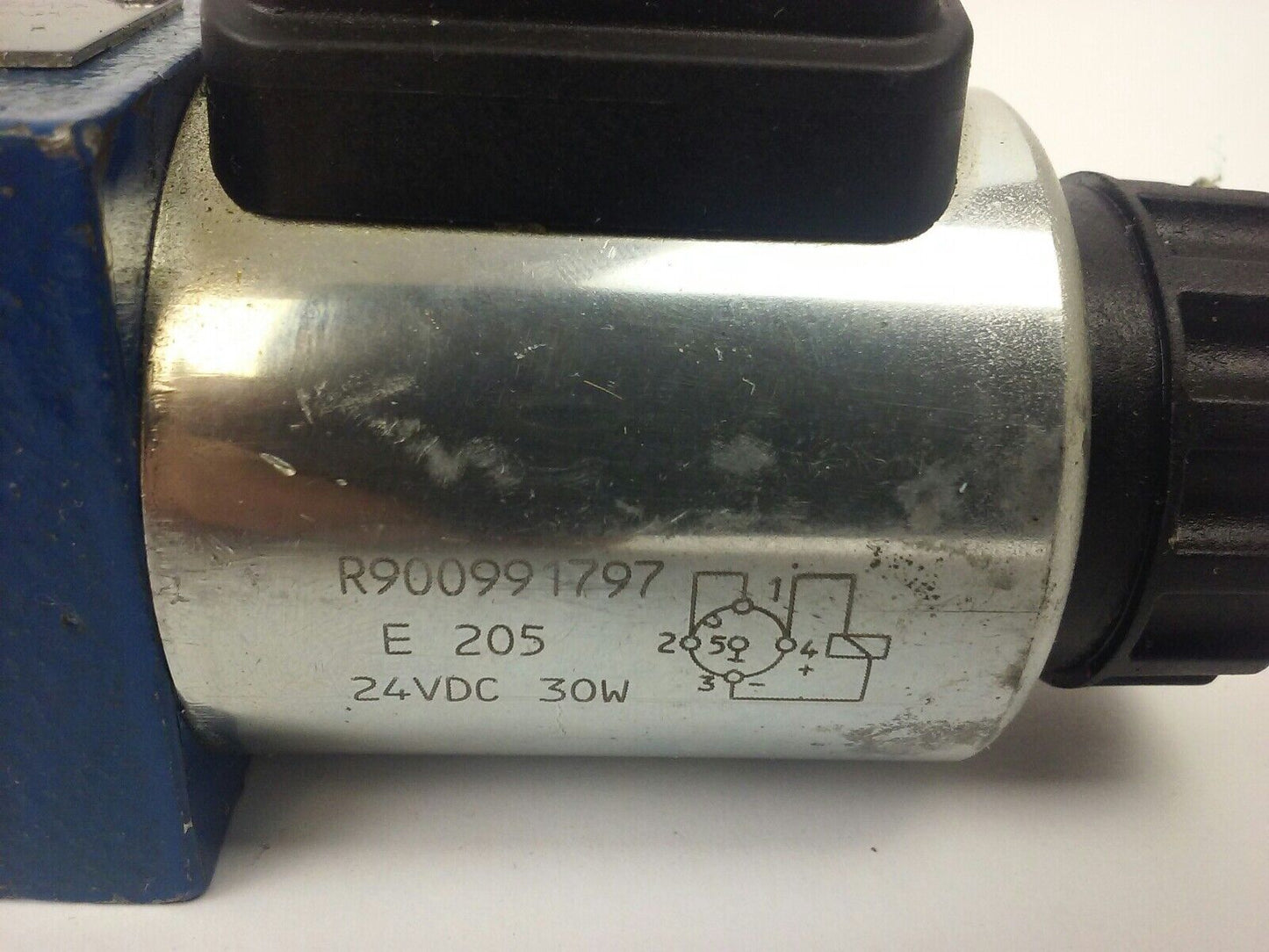 REXROTH 4WE 6 D62/EG24N9K33L=AN, HYDRAULIC VALVE, MNR: R900701222, FD:58525,USED